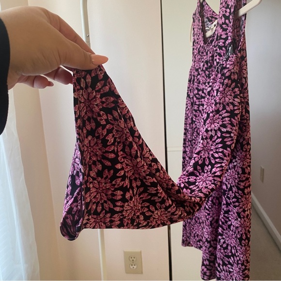 Michael Kors Purple Floral Cold Shoulder Top Size XL - Open Shoulder Design - Picture 5 of 8